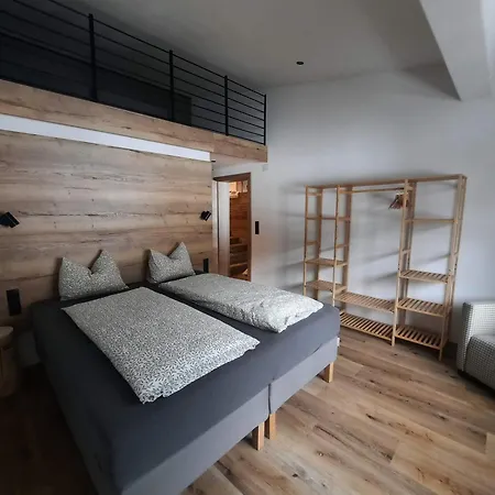 アパート Anna ゼルデン